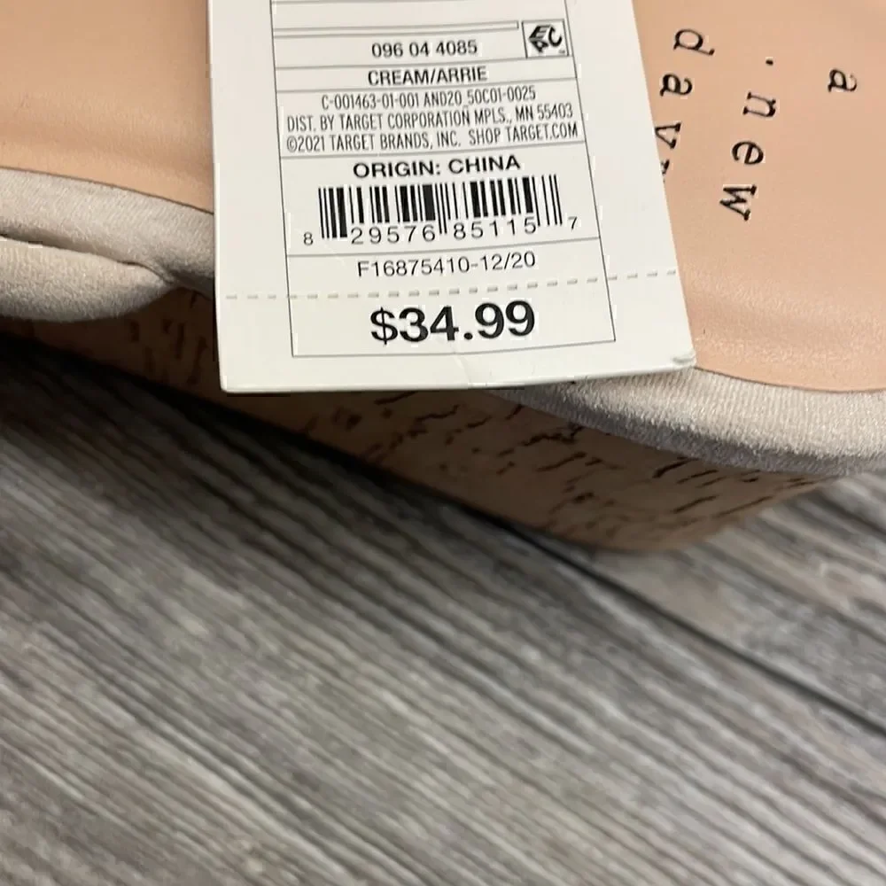 Women’s Arrie Heels – A New Day